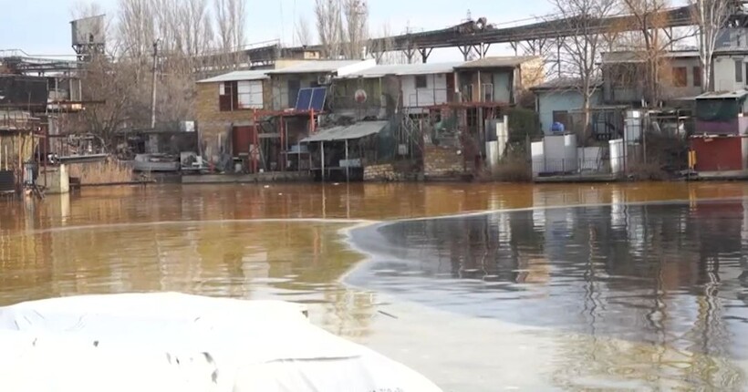 На Миколаївщині відкачали 110 тонн олії, розлитої внаслідок російської атаки