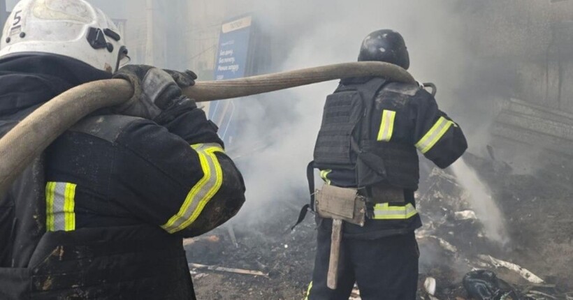 На Харківщині пошкоджено близько сотні житлових будинків за добу – Нацполіція